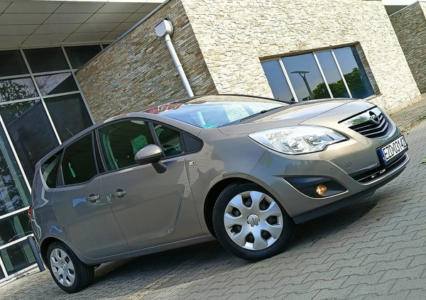 Opel Meriva cena 24700 przebieg: 111000, rok produkcji 2011 z Nieszawa małe 326